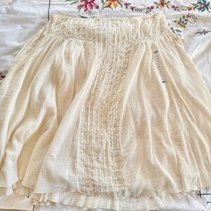Vintage Old Navy skirt in cream with beaded details